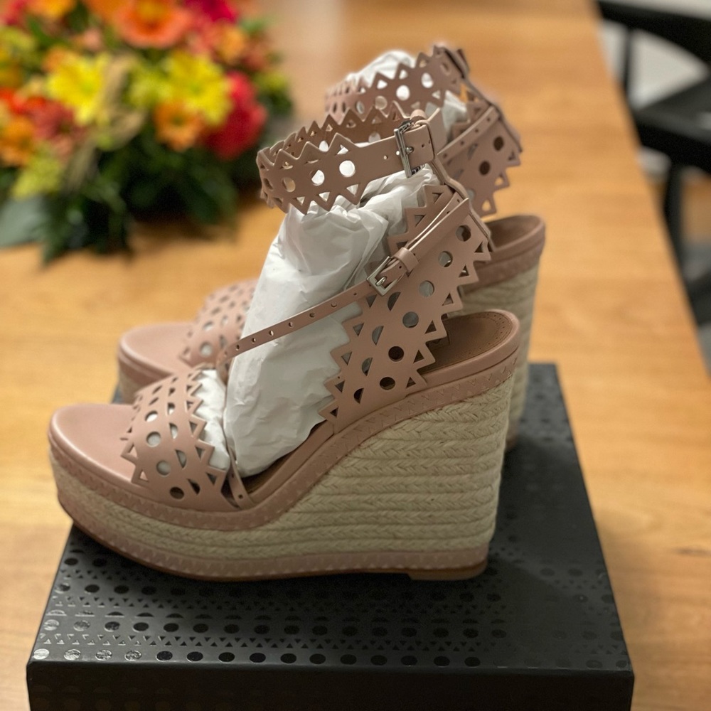 Alaia Paris Women’s Platform Espadrille Sandals Blush $1150 size 40